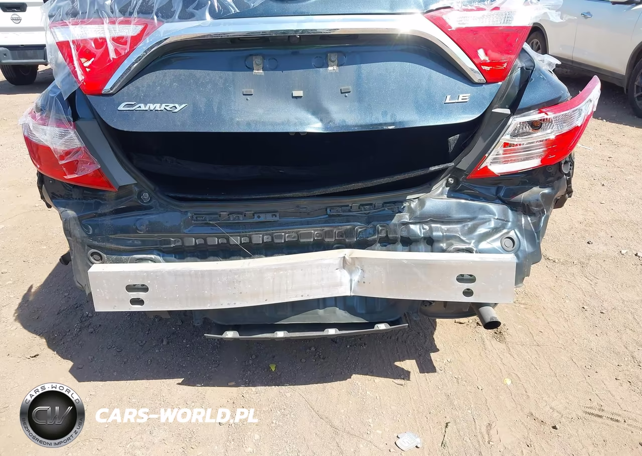 2017 Toyota Camry Le VIN:4T1BF1FK5HU678202 - 6