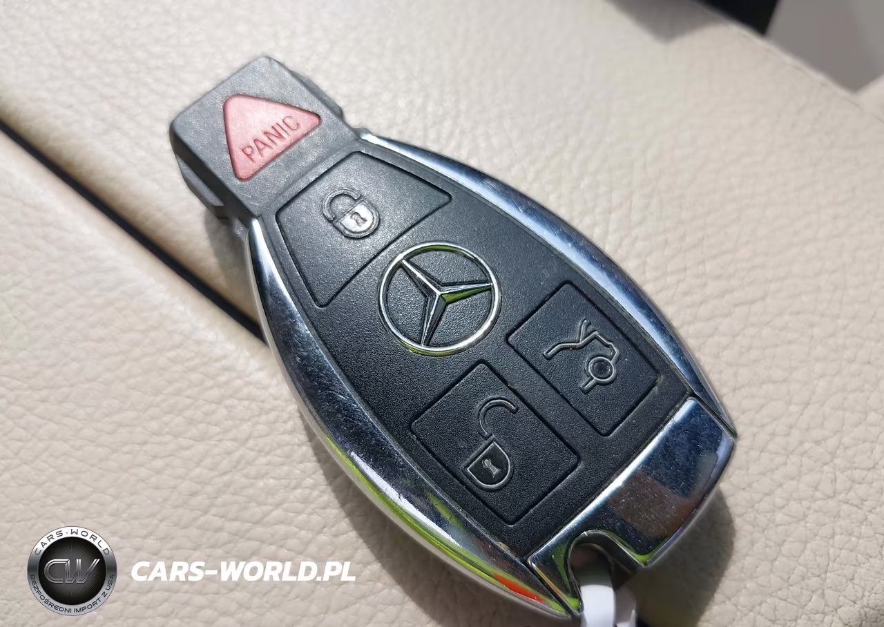 2018 Mercedes-Benz C 300 VIN:55SWF4JB5JU269127 - 11