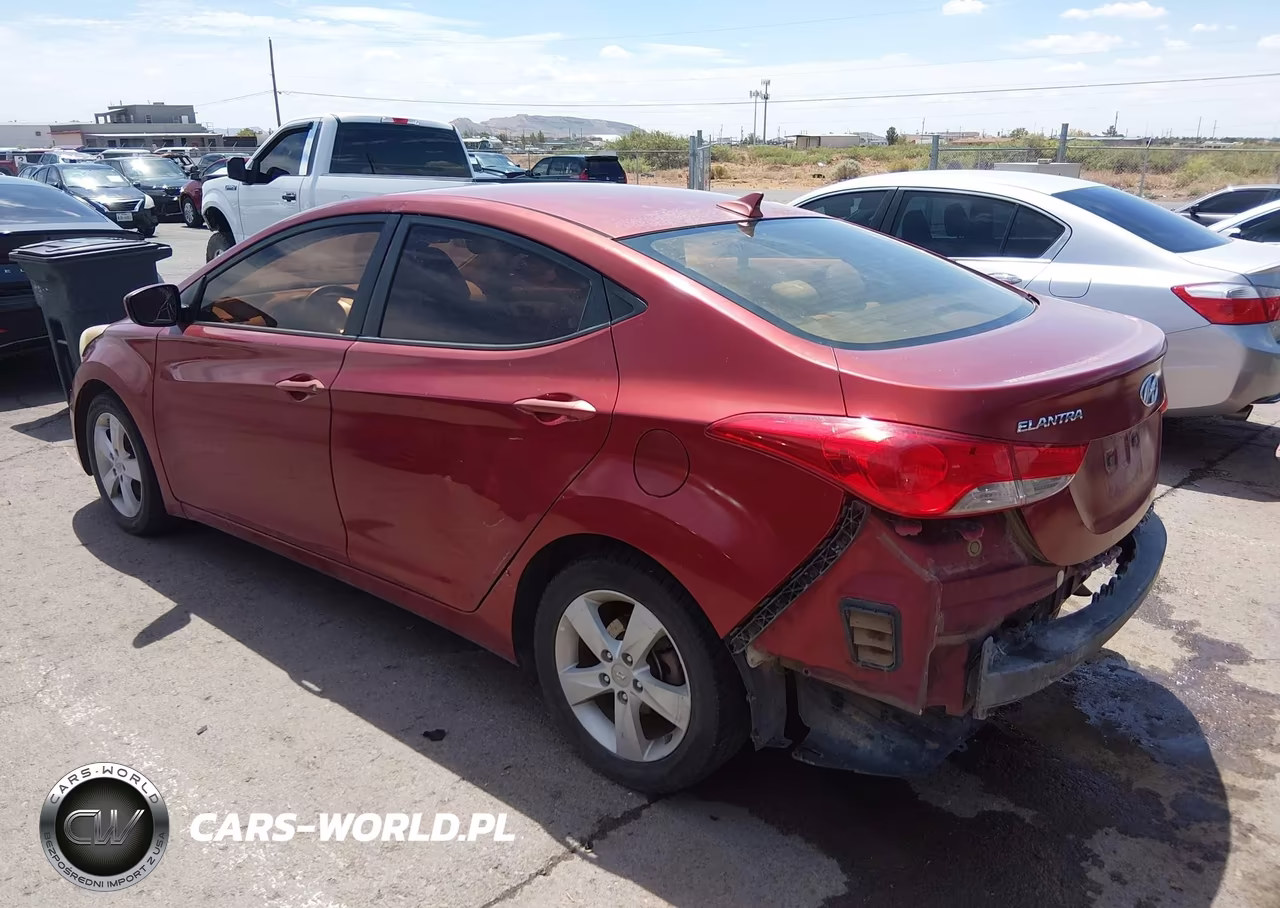 2013 Hyundai Elantra Gls VIN:5NPDH4AE9DH341563 - 3