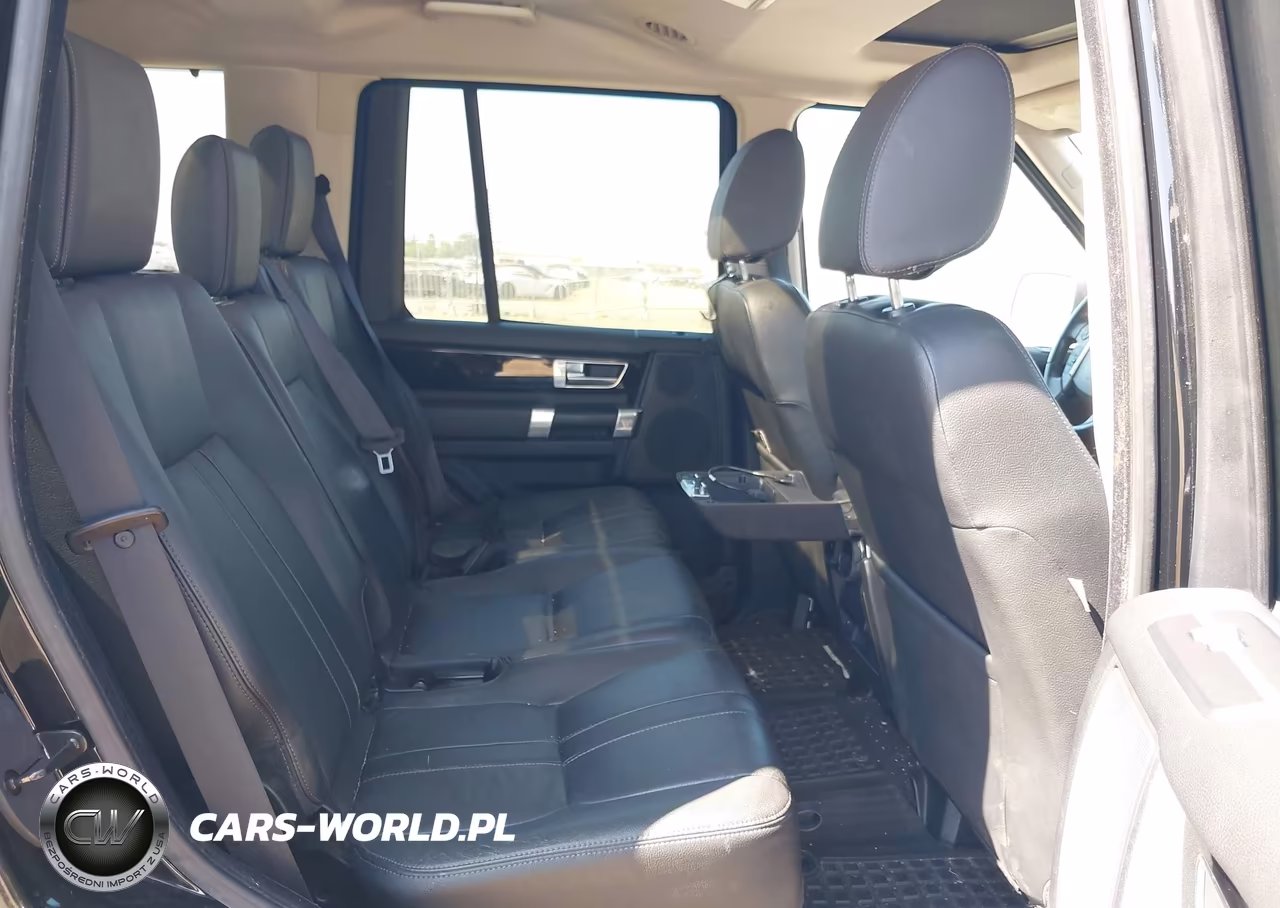 2011 Land Rover Lr4 VIN:SALAG2D40BA573642 - 8