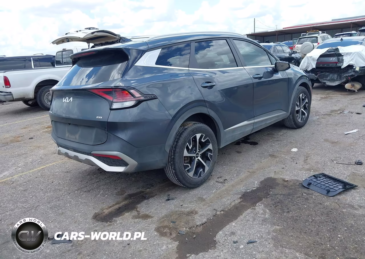 2023 Kia Sportage Ex VIN:KNDPVCAF5P7105204 - 4