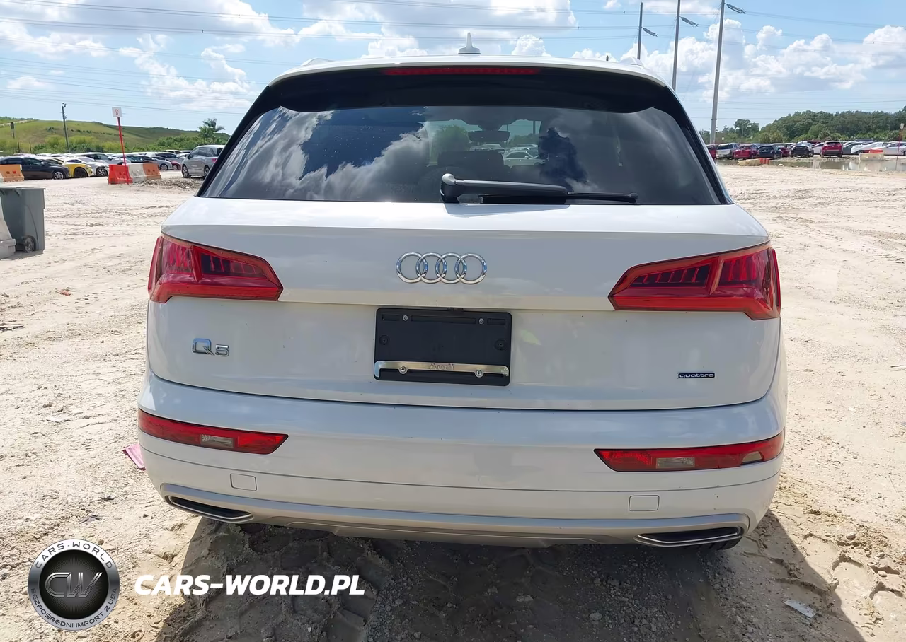 2019 Audi Q5 Premium VIN:WA1ANAFY3K2054418 - 17