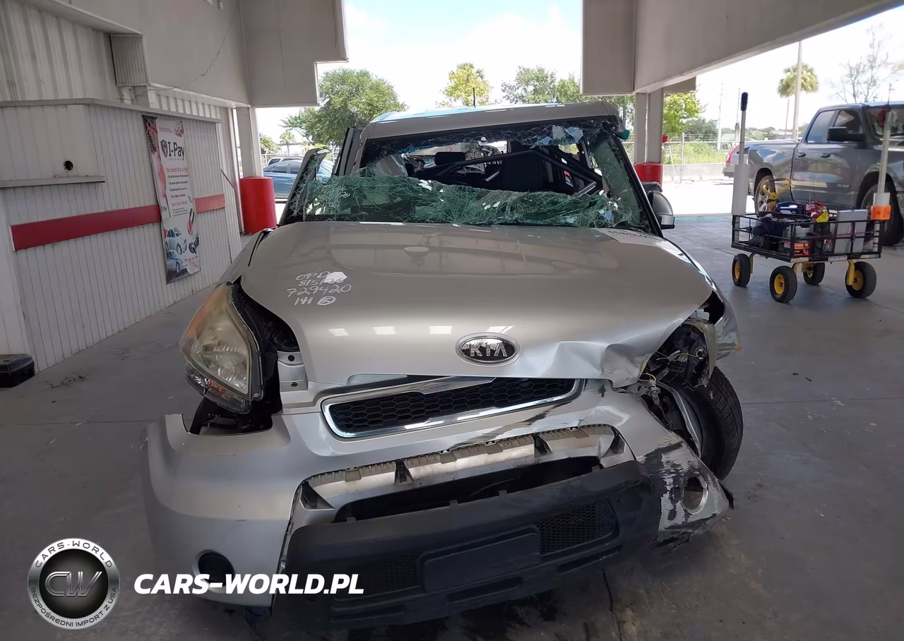 2010 Kia Soul + VIN:KNDJT2A27A7033173 - 12