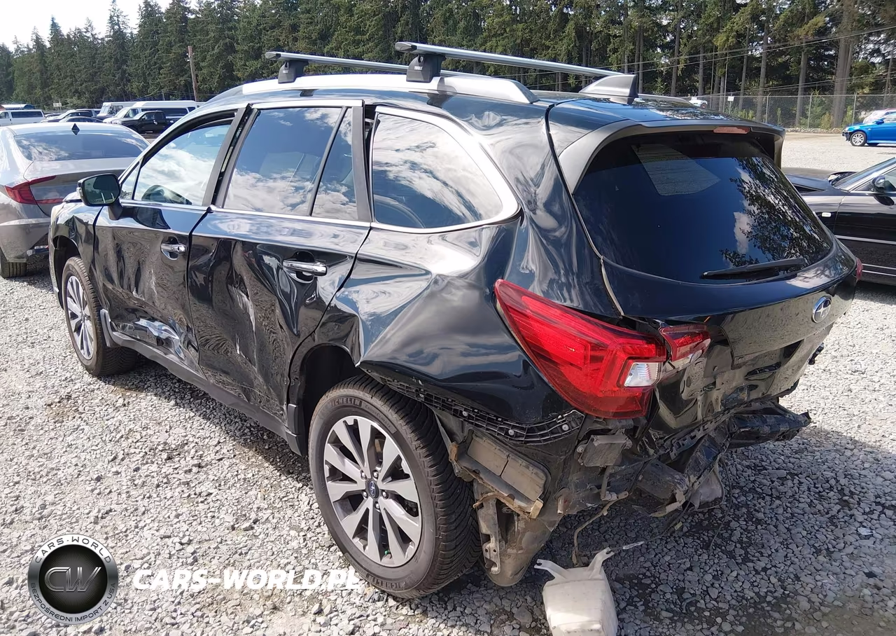 2017 Subaru Outback 3.6R Touring VIN:4S4BSETC3H3332090 - 3