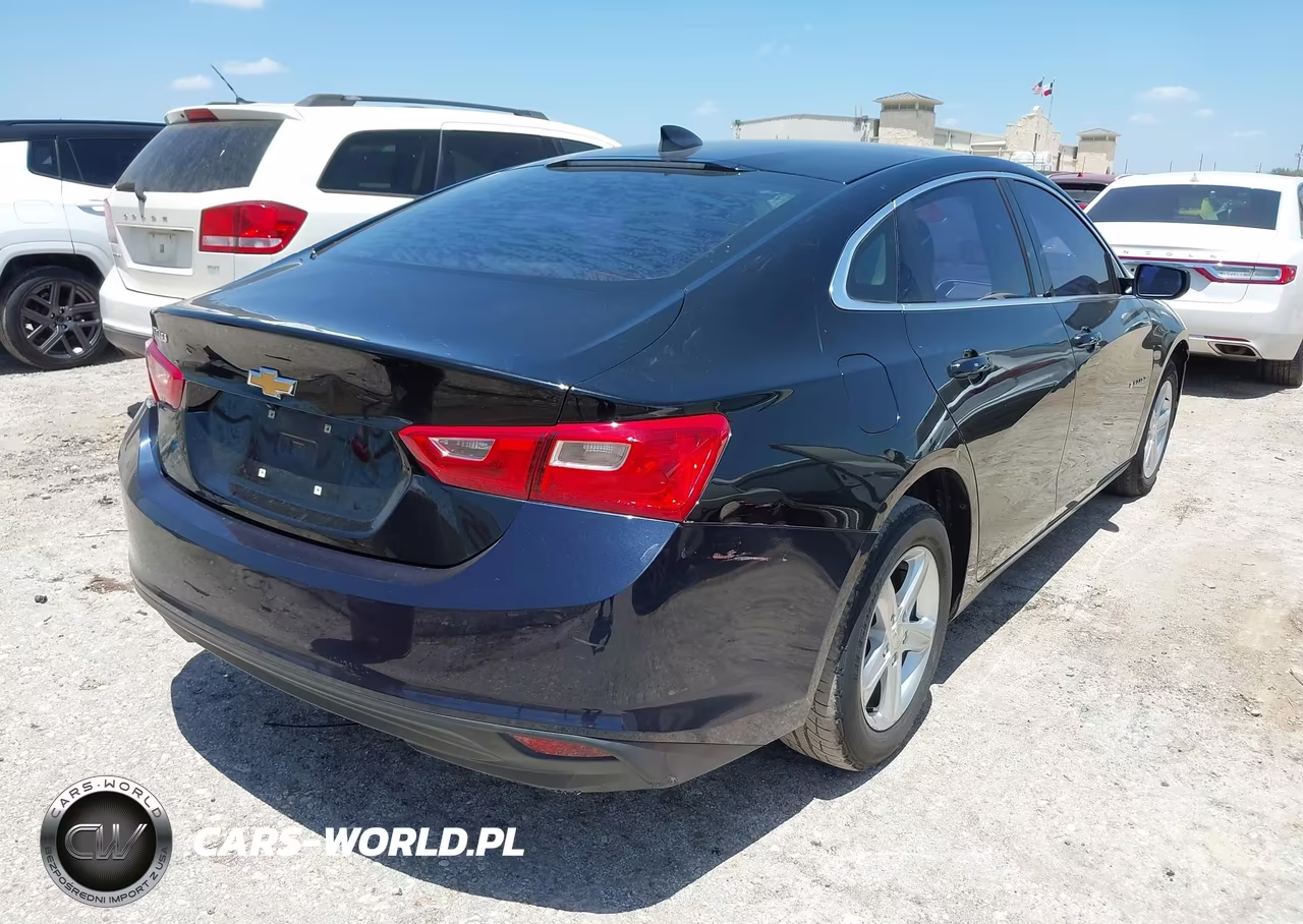 2018 Chevrolet Malibu 1Ls VIN:1G1ZB5ST7JF292596 - 4