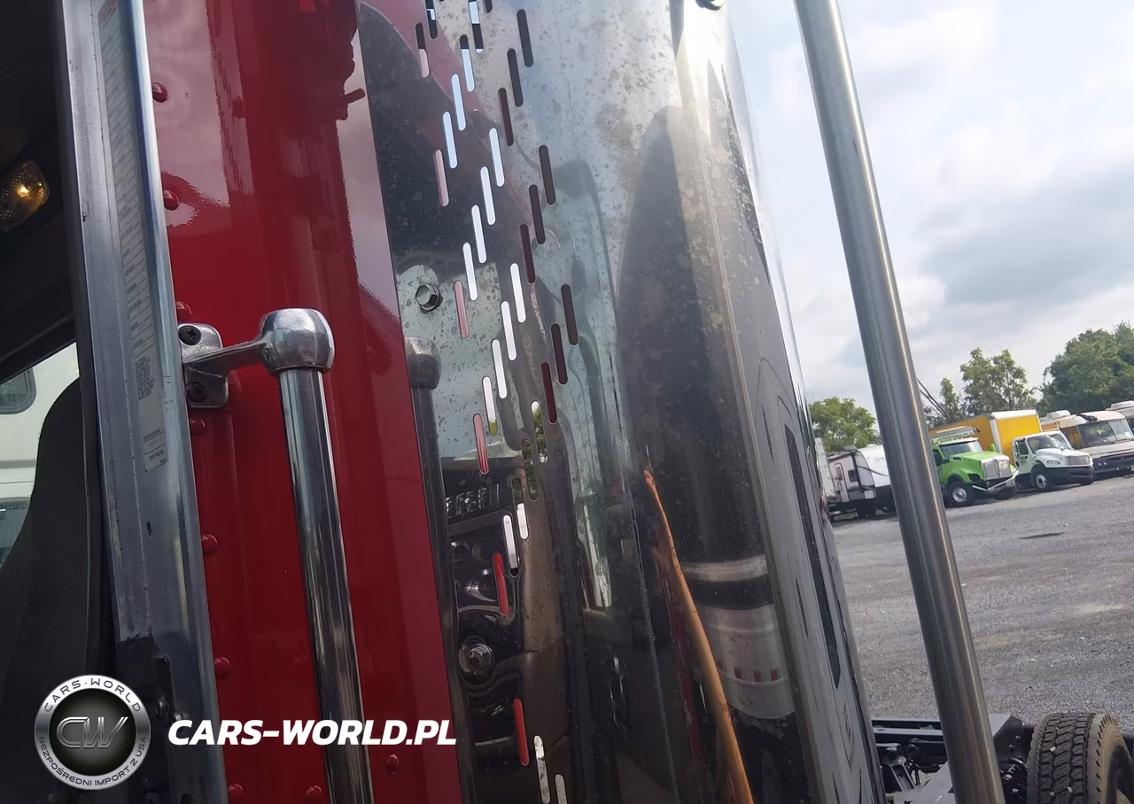 2012 Kenworth Construction T800 VIN:1XKDDP9XXCJ314997 - 6