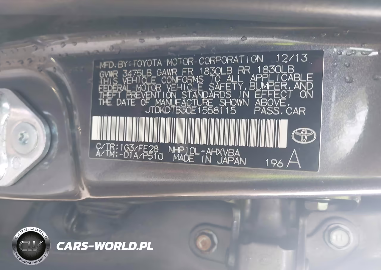 2014 Toyota Prius C One VIN:JTDKDTB30E1558115 - 9