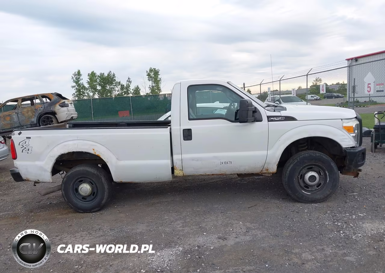 2011 Ford F-250 Xl VIN:1FTBF2B64BEC94772 - 13