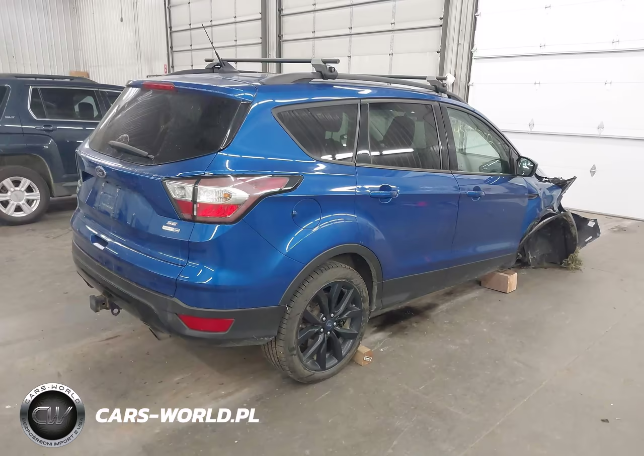 2018 Ford Escape Se VIN:1FMCU9GD3JUD37315 - 4