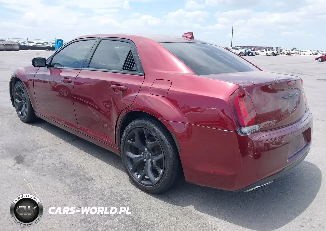 2021 Chrysler 300 Touring VIN:2C3CCAAG1MH505203 - 3