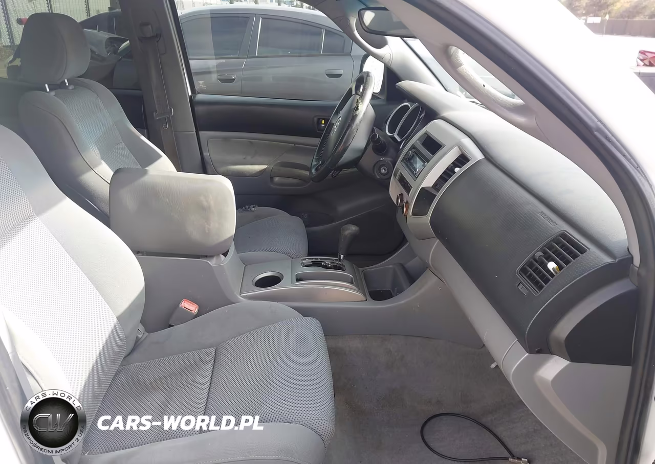 2007 Toyota Tacoma Prerunner V6 VIN:5TEJU62N77Z452915 - 5