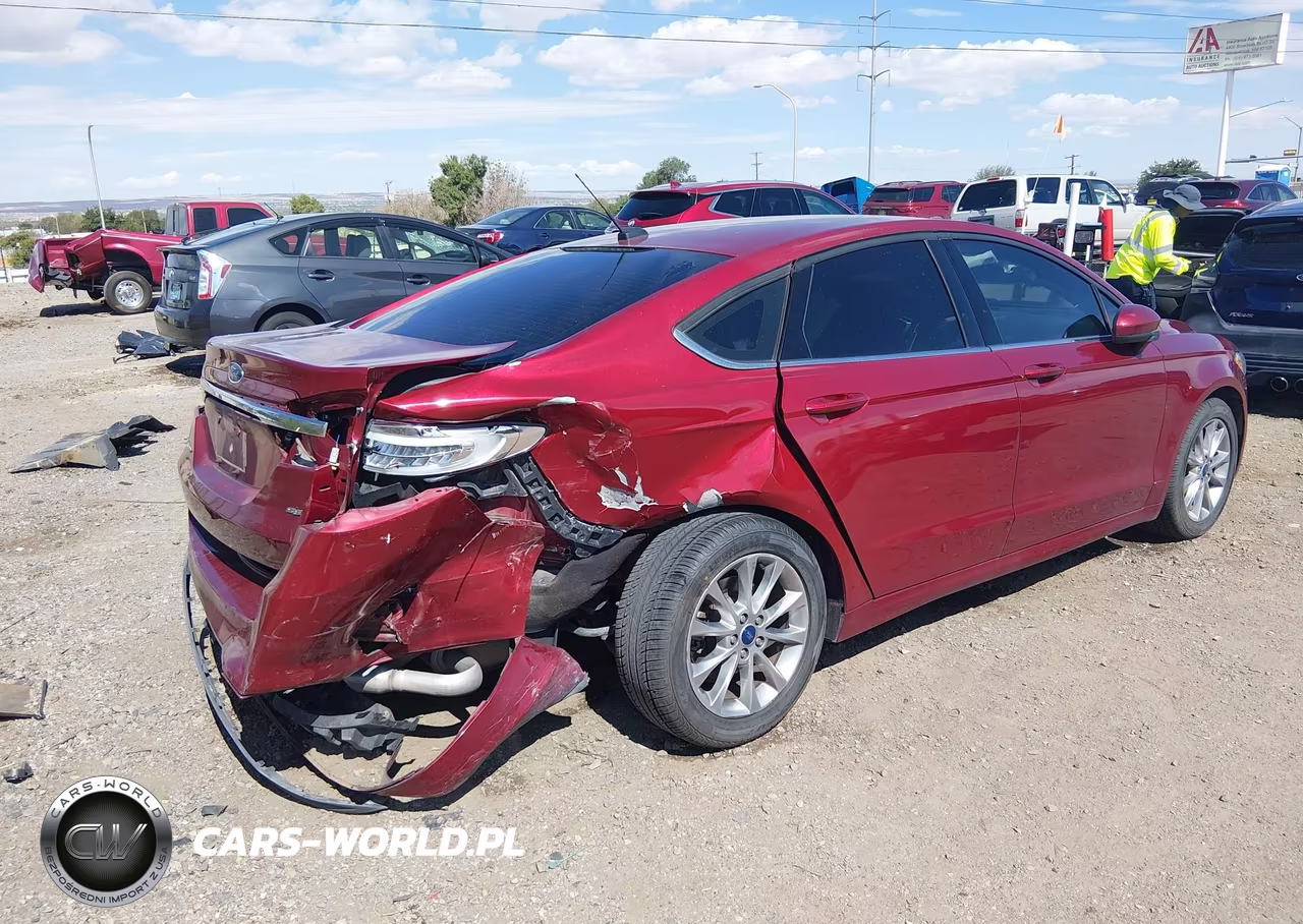 2017 Ford Fusion Se VIN:3FA6P0H78HR399247 - 4
