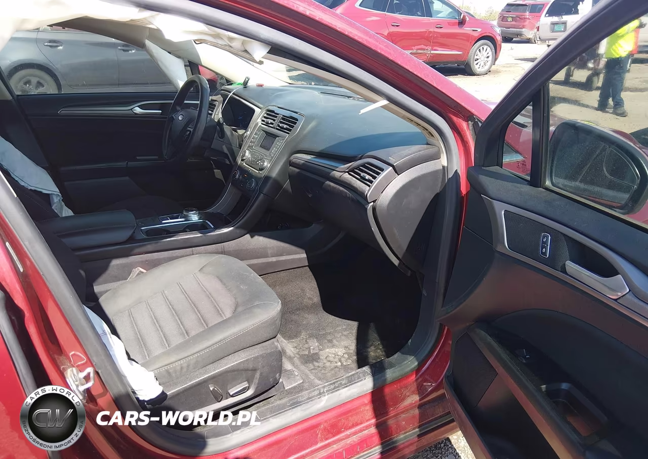 2017 Ford Fusion Se VIN:3FA6P0H78HR399247 - 5