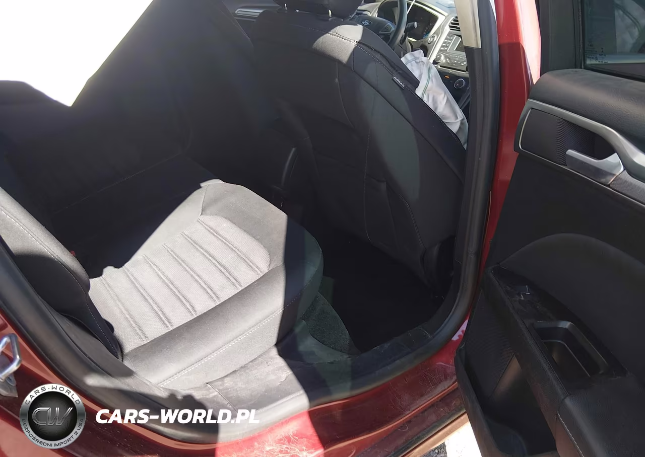2017 Ford Fusion Se VIN:3FA6P0H78HR399247 - 8