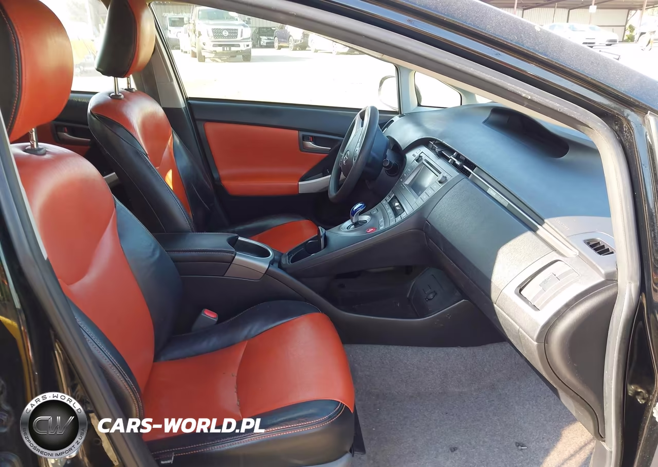 2015 Toyota Prius Three VIN:JTDKN3DU5F1934974 - 5