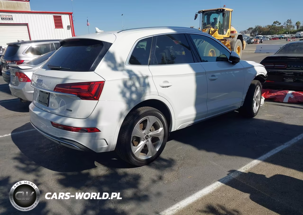 2021 Audi Q5 Premium Plus 45 Tfsi Quattro S Tronic VIN:WA1BAAFY4M2130070 - 4