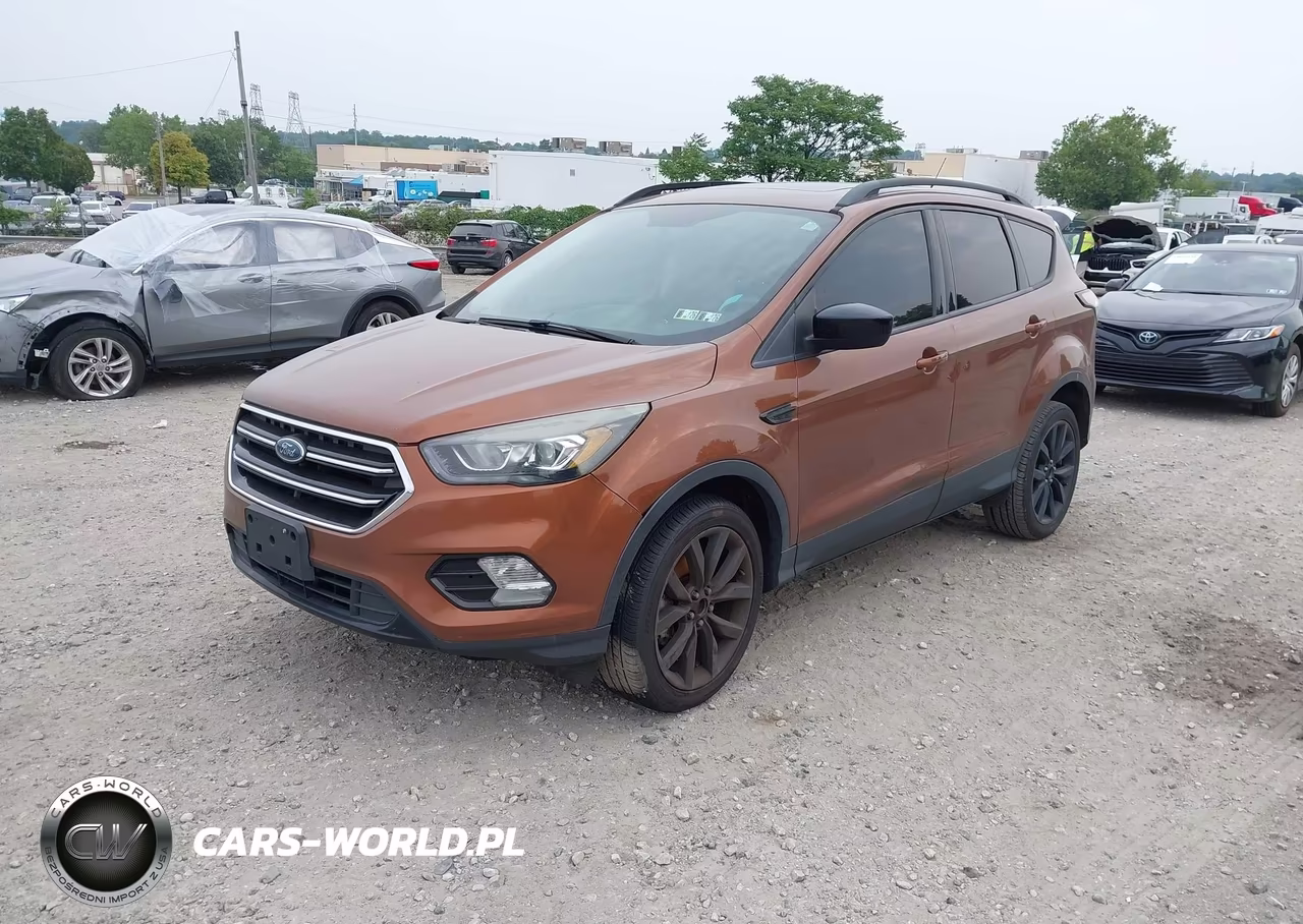 2017 Ford Escape Se VIN:1FMCU9GD4HUB55875 - 2