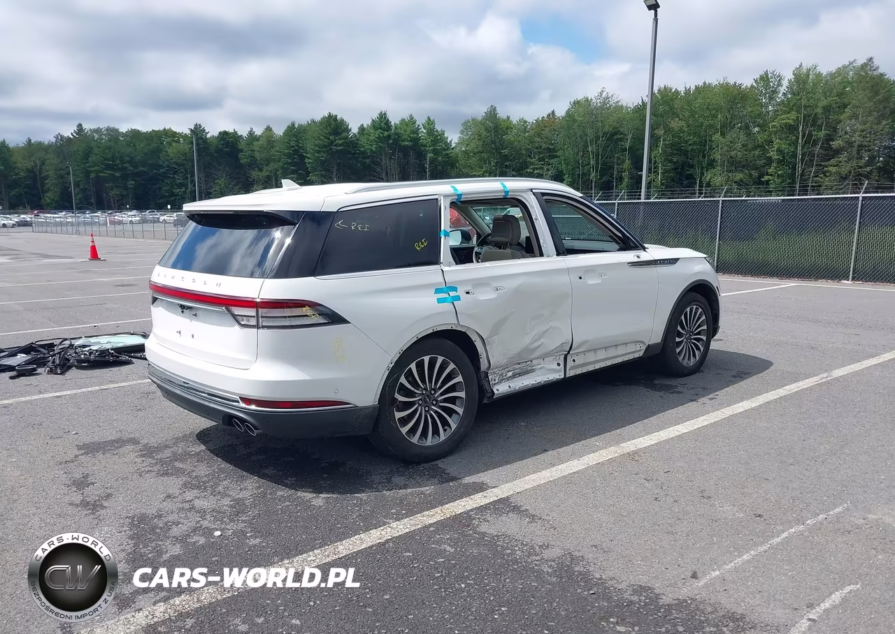 2020 Lincoln Aviator Reserve VIN:5LM5J7XC5LGL19183 - 4