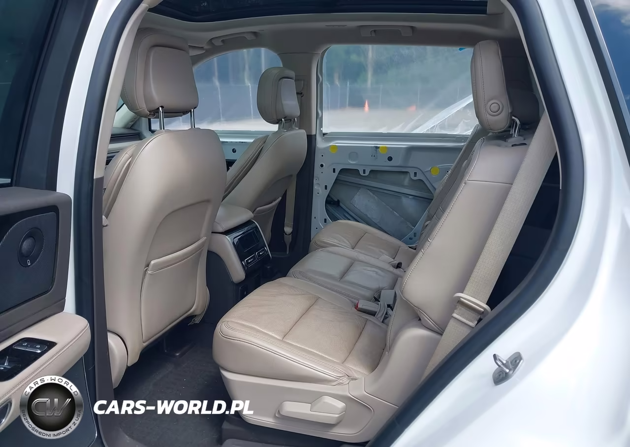 2020 Lincoln Aviator Reserve VIN:5LM5J7XC5LGL19183 - 8