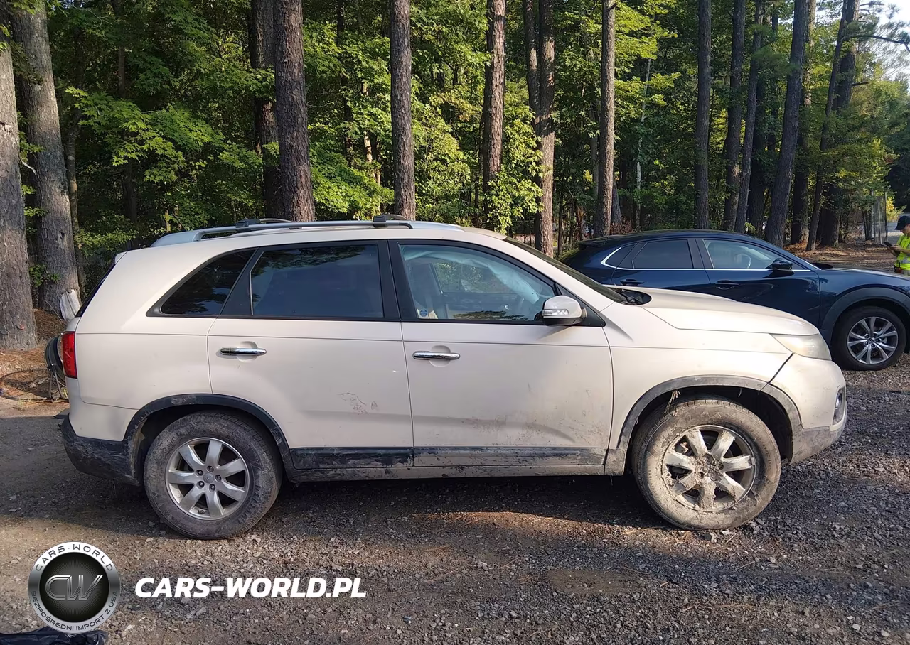2012 Kia Sorento Lx VIN:5XYKT3A69CG209174 - 13