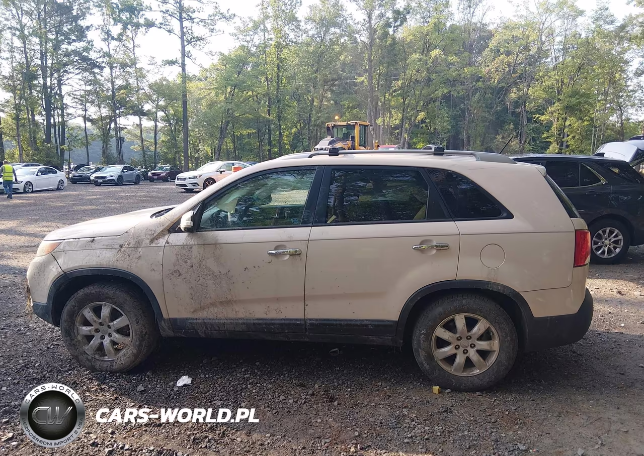 2012 Kia Sorento Lx VIN:5XYKT3A69CG209174 - 14