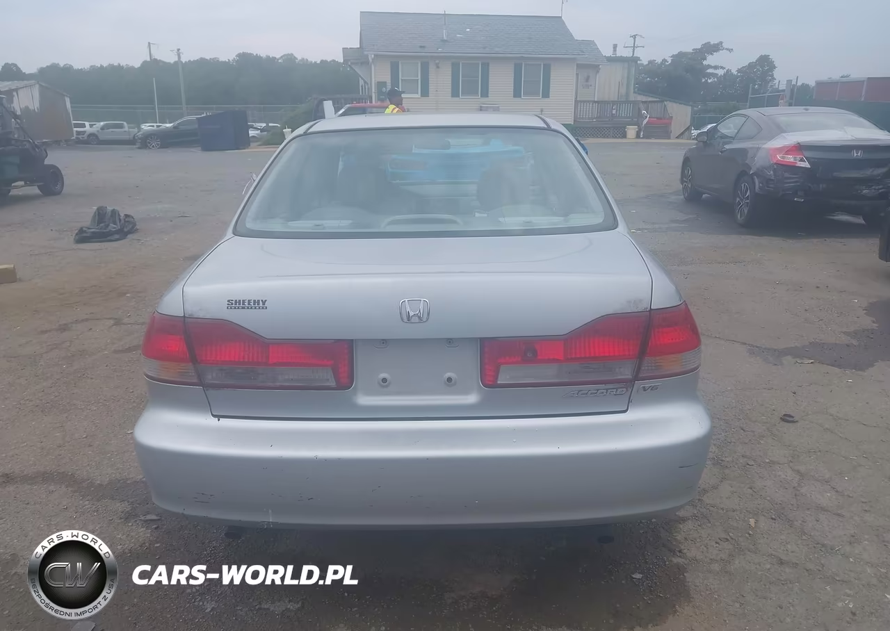 2002 Honda Accord 3.0 Ex VIN:1HGCG165X2A063039 - 17