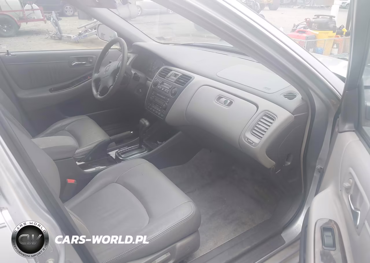 2002 Honda Accord 3.0 Ex VIN:1HGCG165X2A063039 - 5