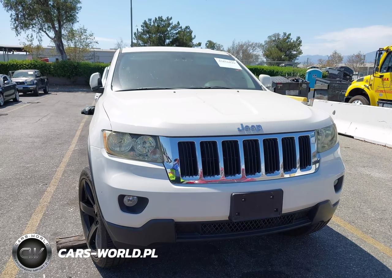 2012 Jeep Grand Cherokee Laredo VIN:1C4RJEAG3CC239977 - 14