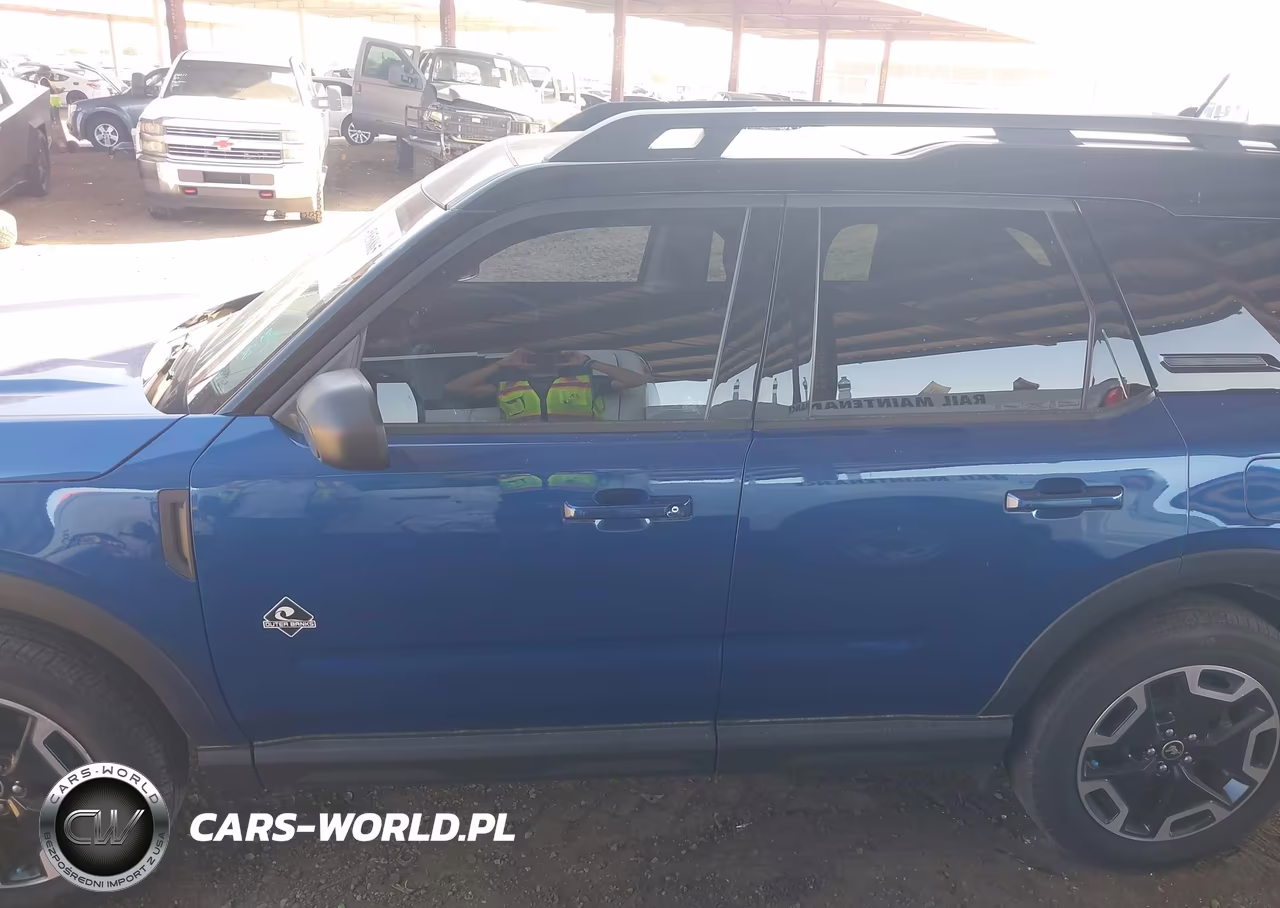 2024 Ford Bronco Sport Outer Banks VIN:3FMCR9C69RRF07804 - 15