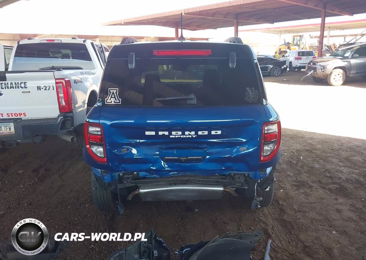 2024 Ford Bronco Sport Outer Banks VIN:3FMCR9C69RRF07804 - 17