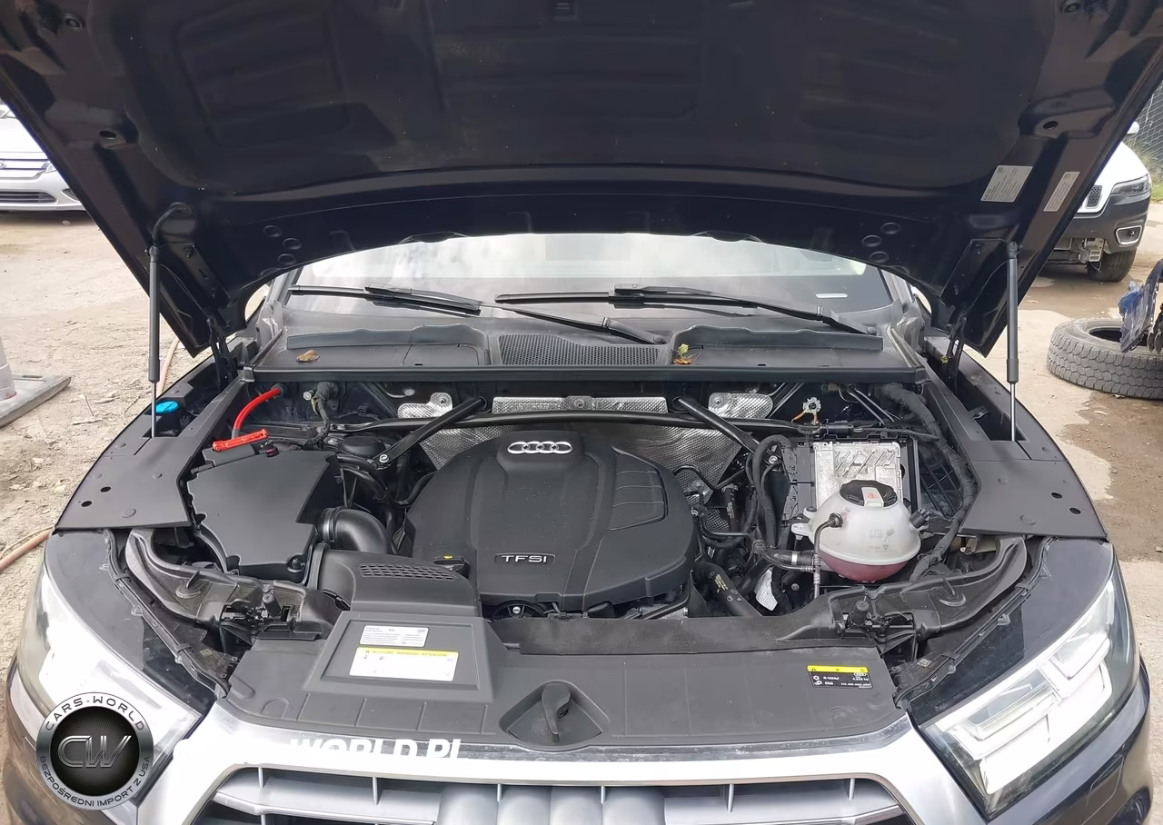 2018 Audi Q5 2.0T Premium-2.0T Tech Premium VIN:WA1CNAFY3J2235820 - 10