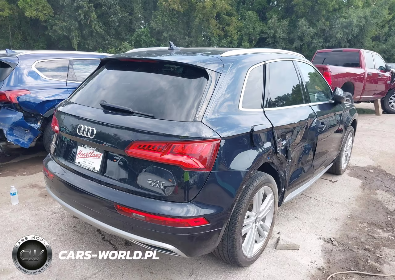 2018 Audi Q5 2.0T Premium-2.0T Tech Premium VIN:WA1CNAFY3J2235820 - 4