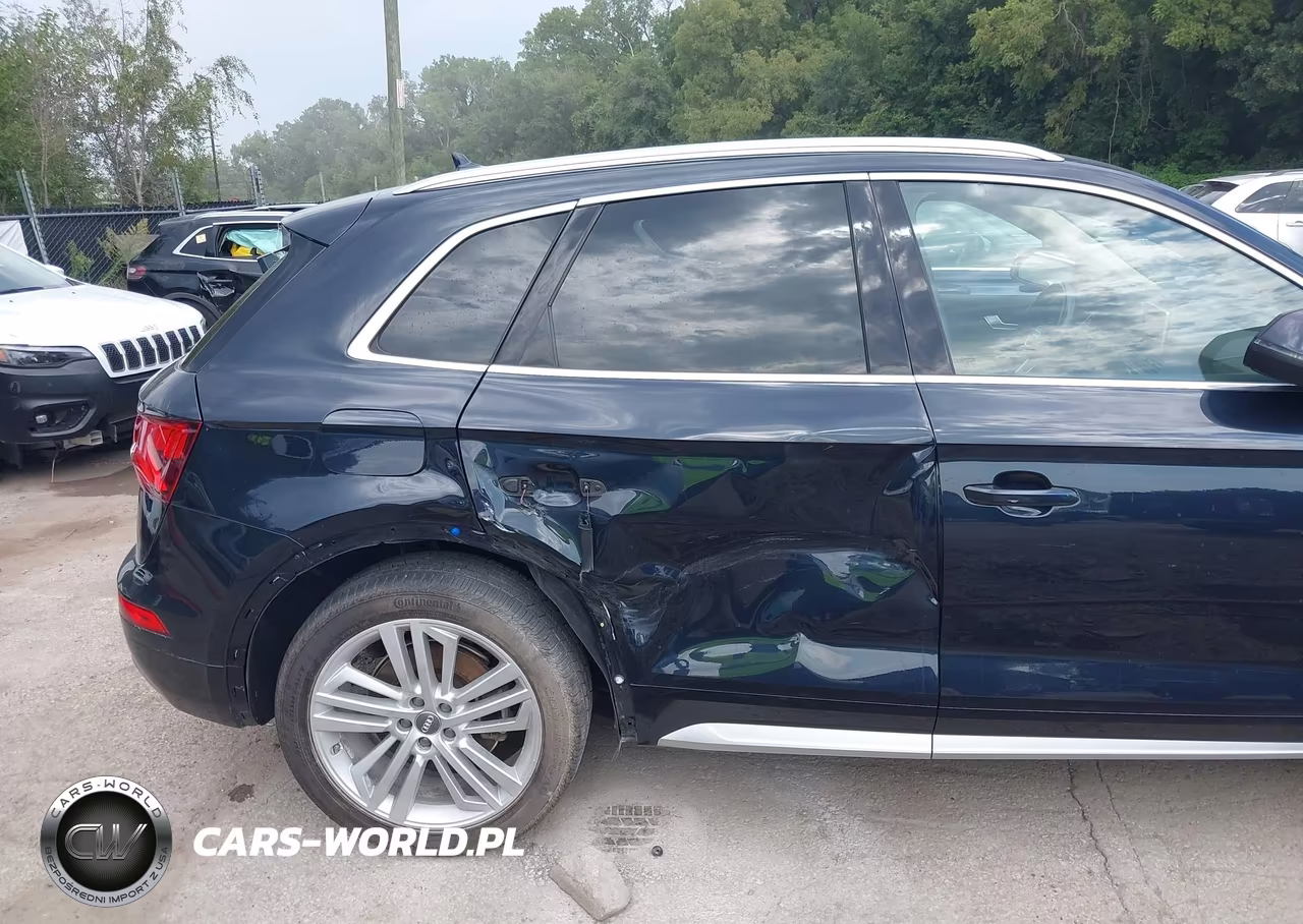 2018 Audi Q5 2.0T Premium-2.0T Tech Premium VIN:WA1CNAFY3J2235820 - 6