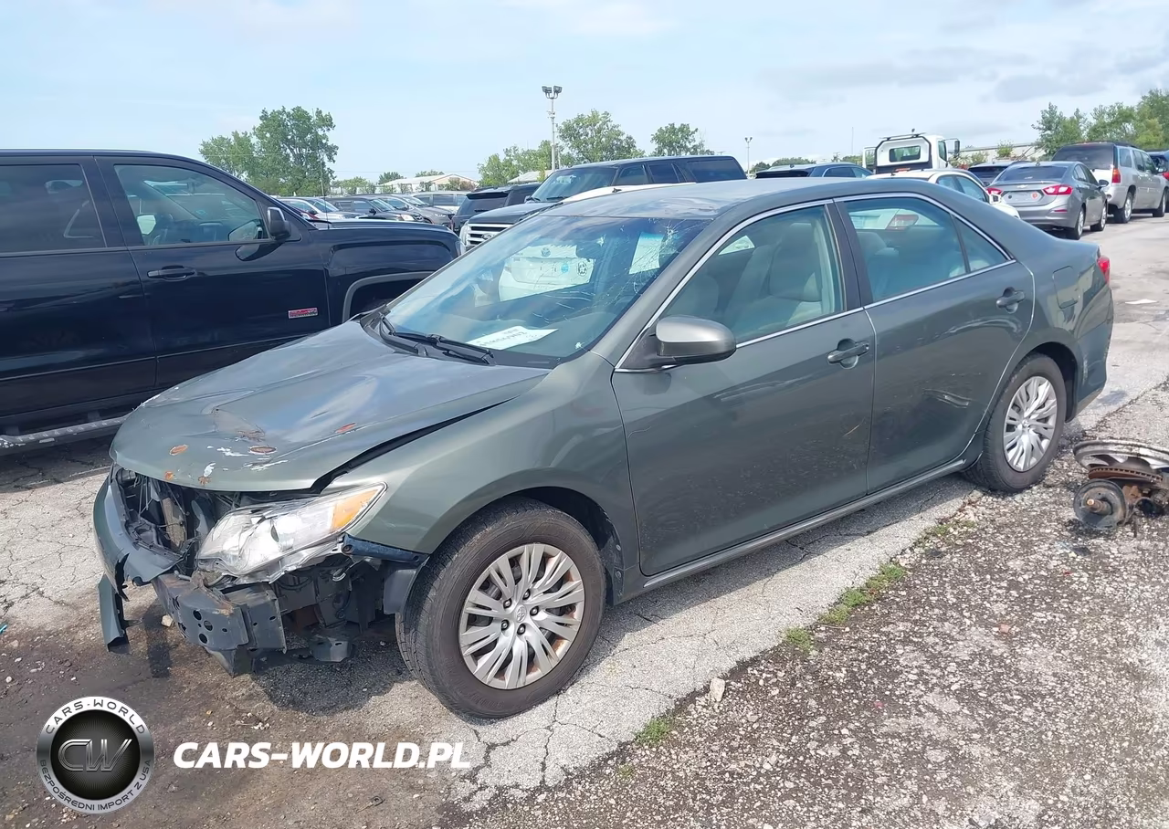 2014 Toyota Camry Le VIN:4T4BF1FK5ER415600 - 2