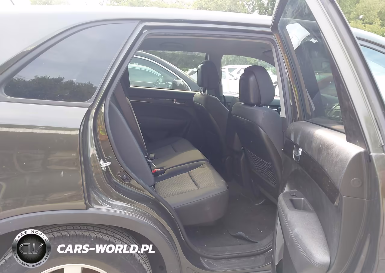 2013 Kia Sorento Lx VIN:5XYKT3A1XDG317096 - 8