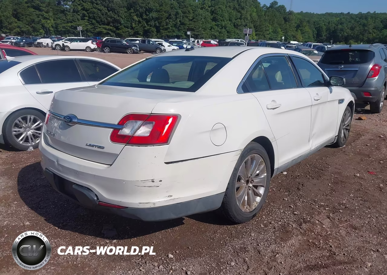 2010 Ford Taurus Limited VIN:1FAHP2FW9AG136437 - 4
