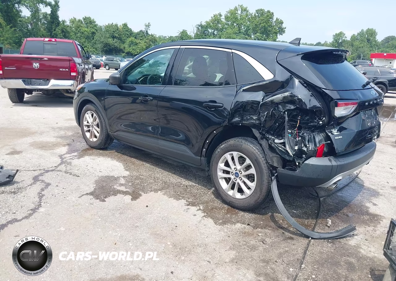 2022 Ford Escape Se VIN:1FMCU0G68NUA30774 - 3