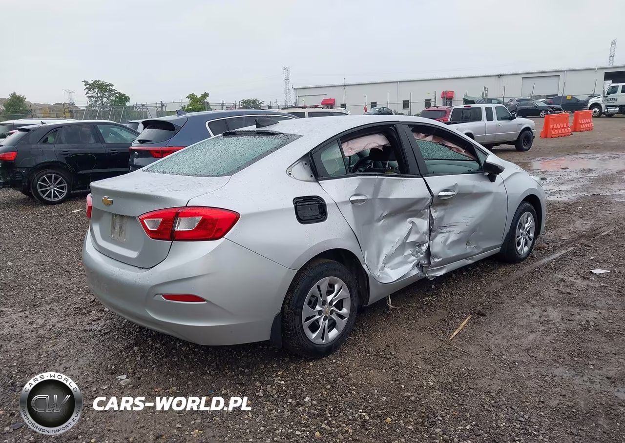2019 Chevrolet Cruze Ls VIN:1G1BC5SM8K7133220 - 4