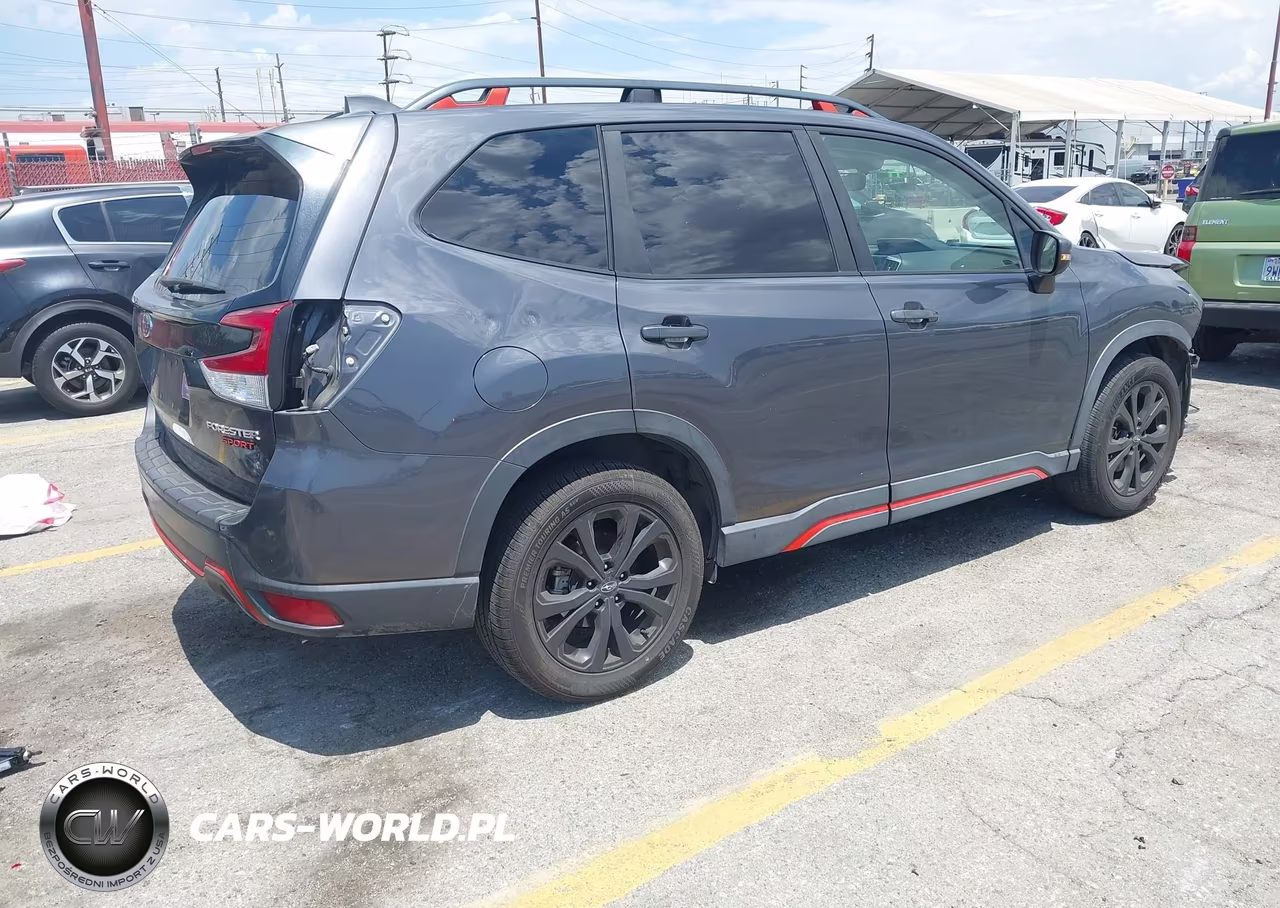 2020 Subaru Forester Sport VIN:JF2SKALC2LH469645 - 4