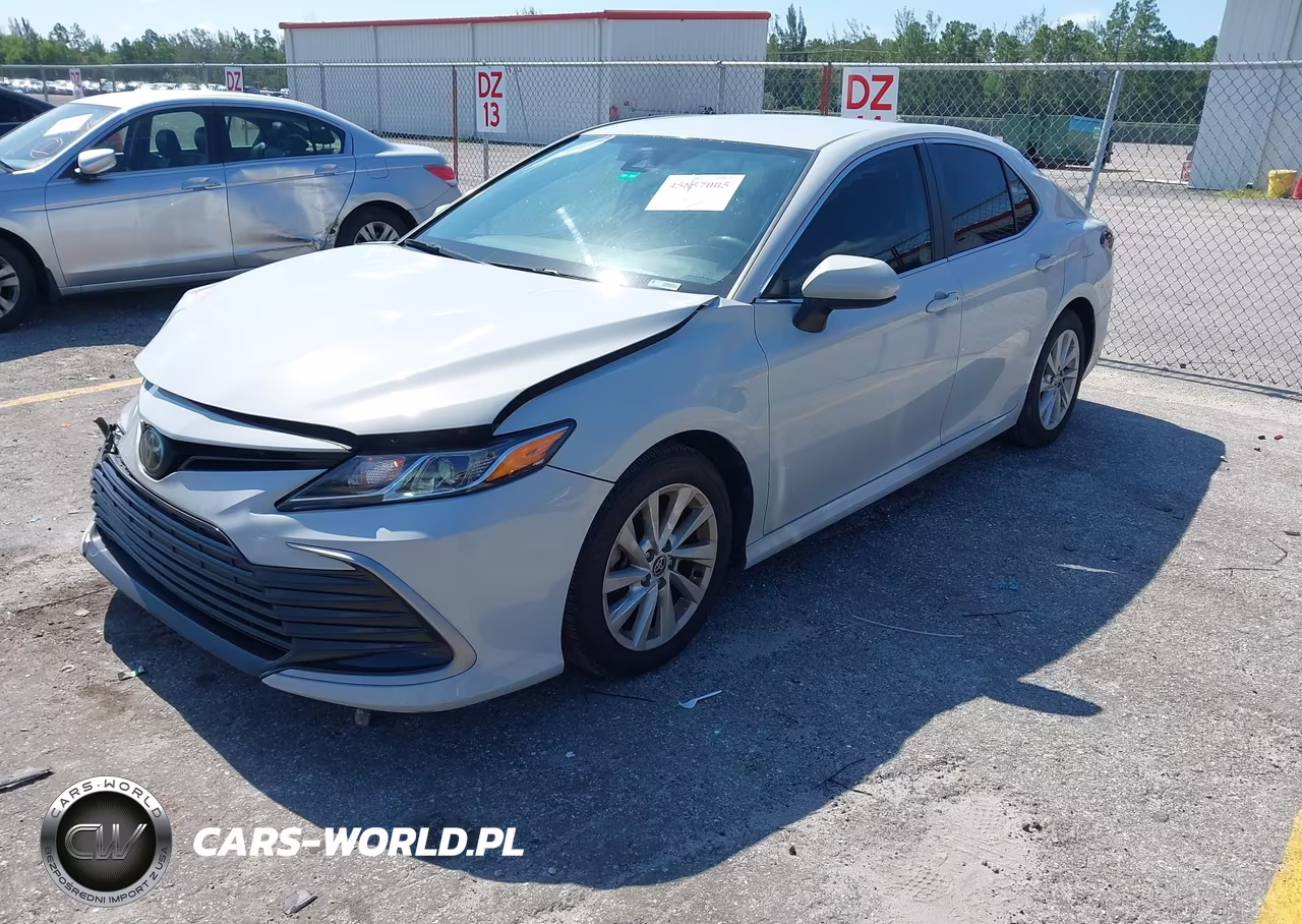 2023 Toyota Camry Le VIN:4T1C11AK2PU126391 - 2