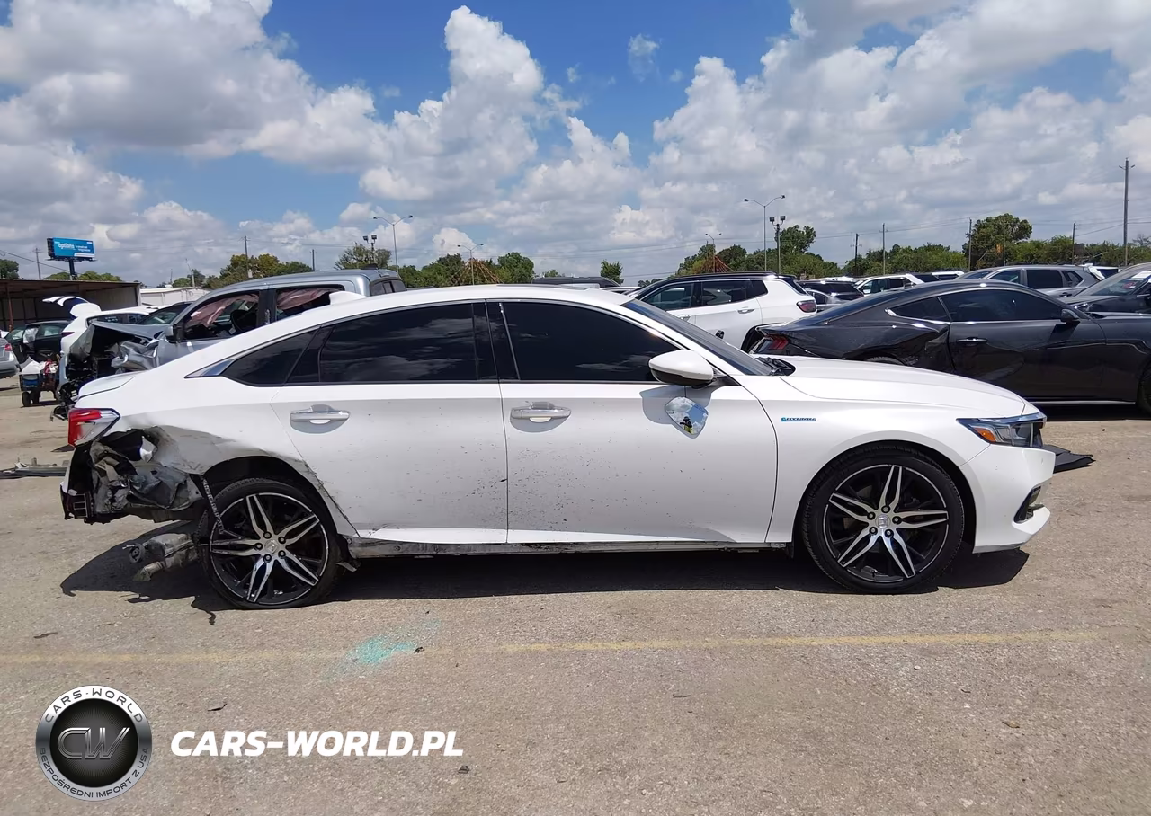 2022 Honda Accord Hybrid Touring VIN:1HGCV3F96NA011674 - 13