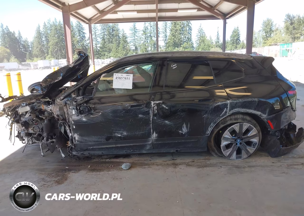2025 BMW Ix xDrive50 VIN:WB523CF00SCS44012 - 13