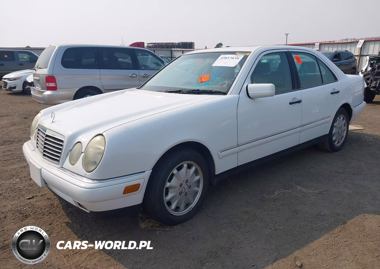 1998 Mercedes-Benz E 320 VIN:WDBJF65F8WA638243 - 2