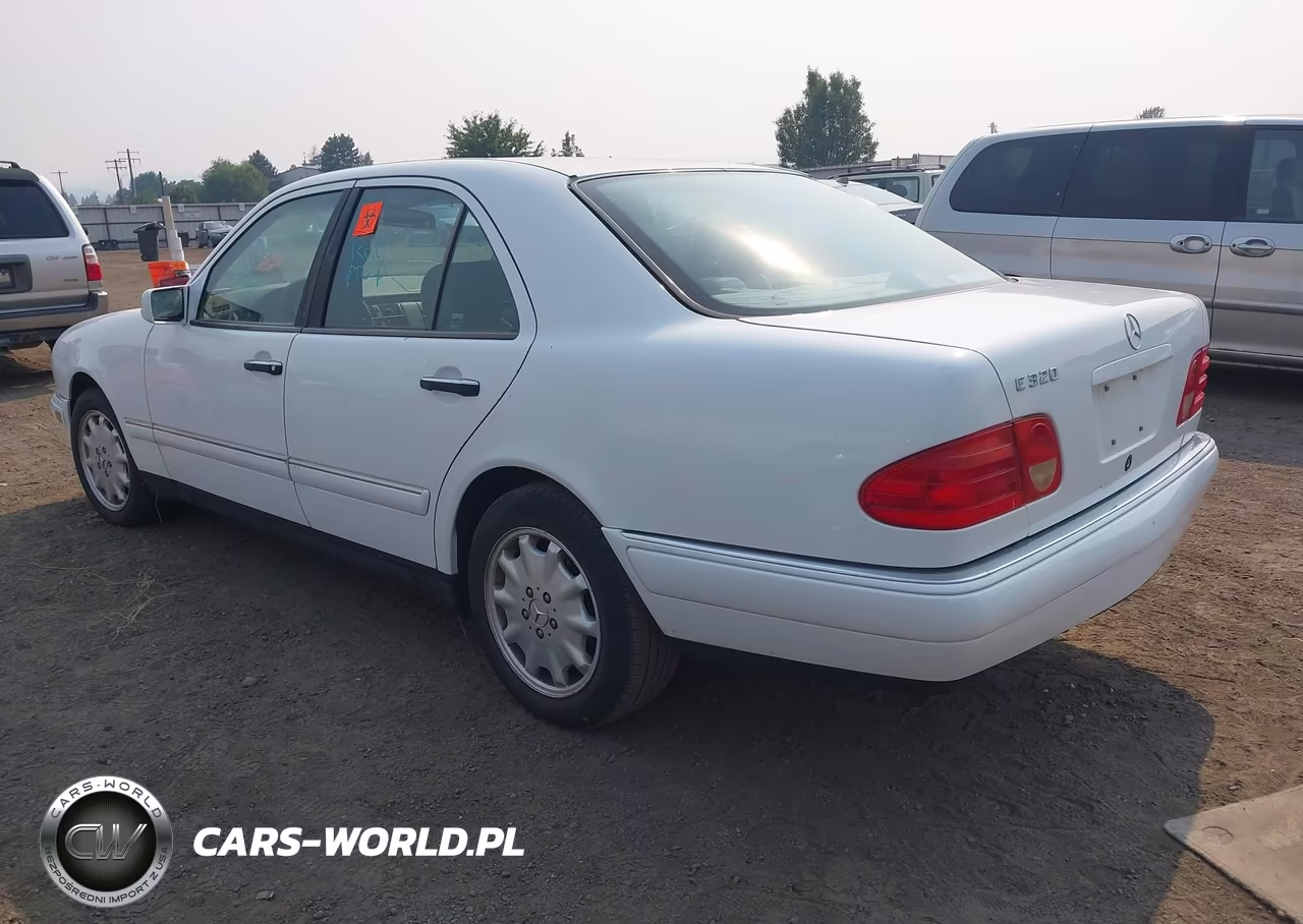 1998 Mercedes-Benz E 320 VIN:WDBJF65F8WA638243 - 3