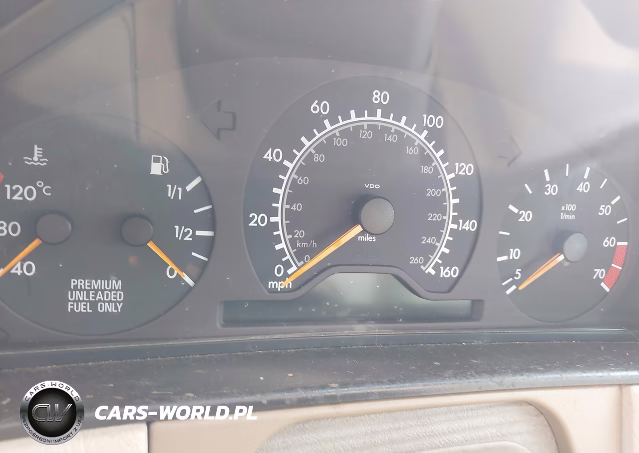 1998 Mercedes-Benz E 320 VIN:WDBJF65F8WA638243 - 7