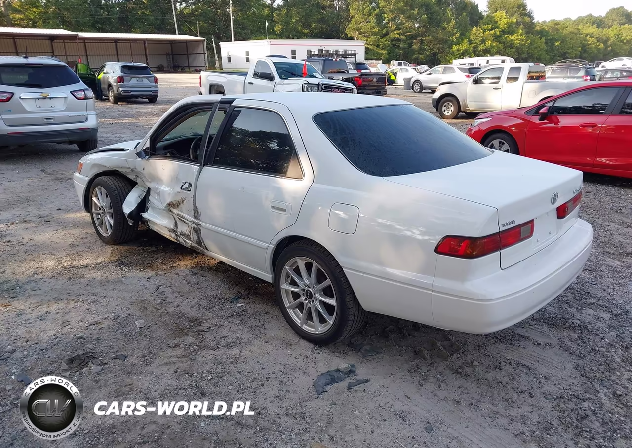 1999 Toyota Camry Le VIN:JT2BG22K8X0295348 - 3