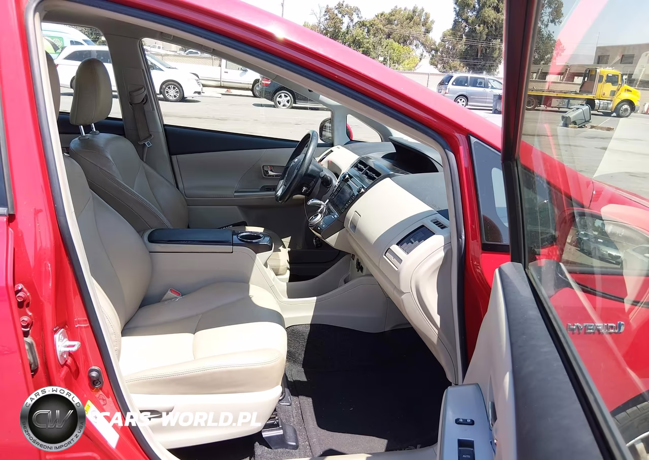 2015 Toyota Prius V Four VIN:JTDZN3EU4FJ039330 - 5