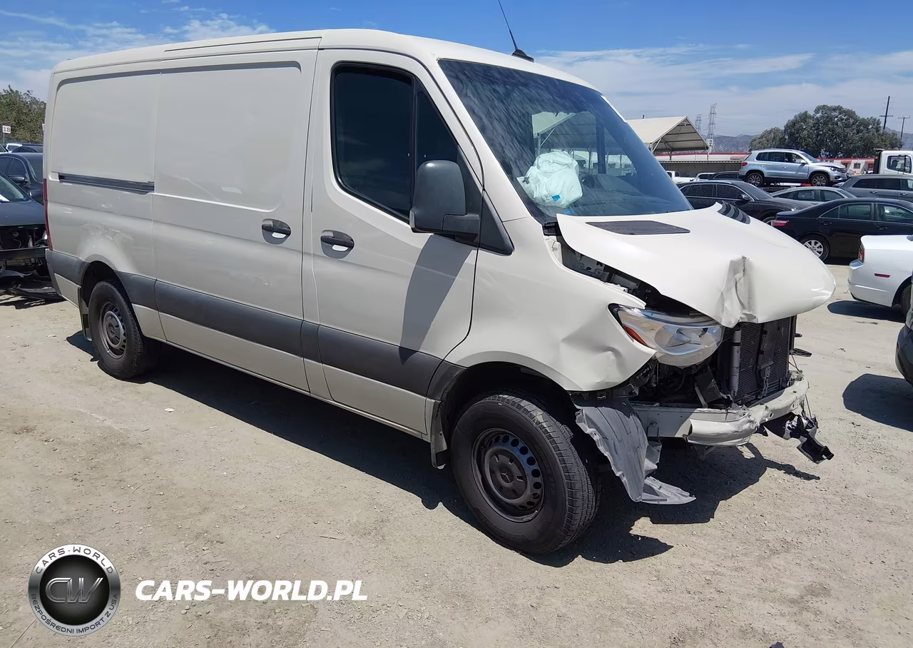 2019 Mercedes-Benz Sprinter 1500 Standard Roof I4 – zdjęcie 1 z 17