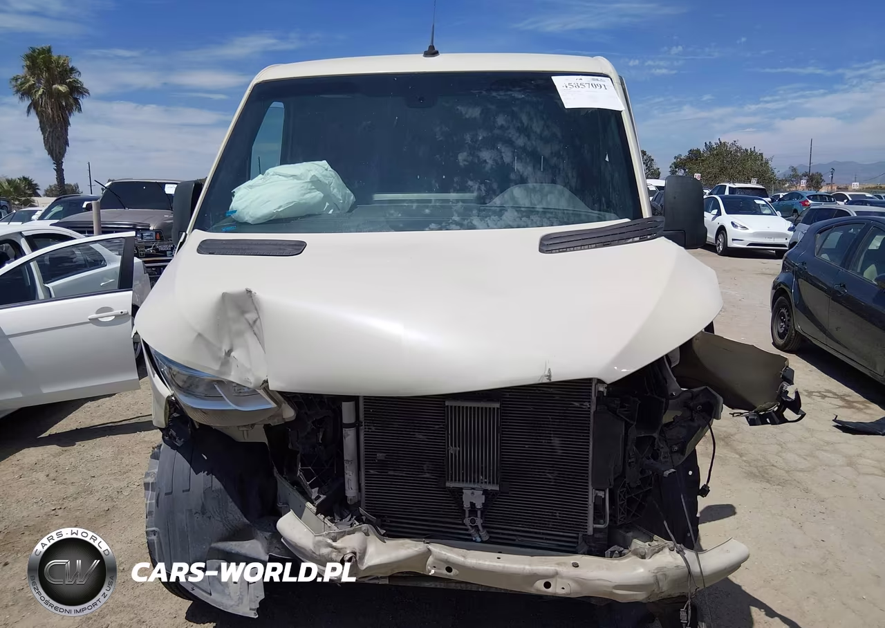 2019 Mercedes-Benz Sprinter 1500 Standard Roof I4 VIN:WD4PE7EDXKT015391 - 13
