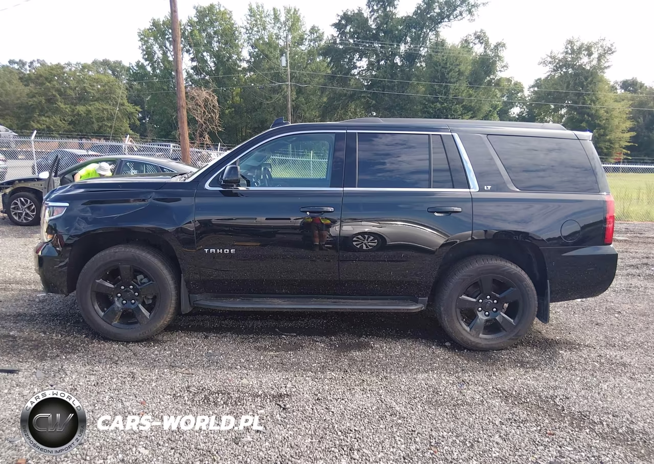 2019 Chevrolet Tahoe Lt VIN:1GNSKBKCXKR267156 - 15